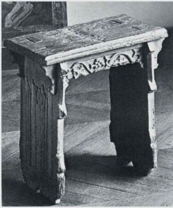 Banc d'époque gothique